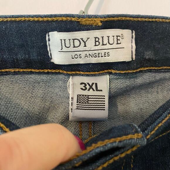 Judy Blue Dark Wash Relaxed Fit Jeans Skinny Straight Preppy Women's size 3XL - Picture 2 of 11